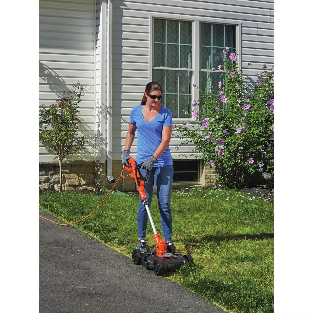 Black & Decker BESTA512CM 120V 6.5 Amp Compact 12 In. Corded 3-in-1 Lawn Mower - Image 3