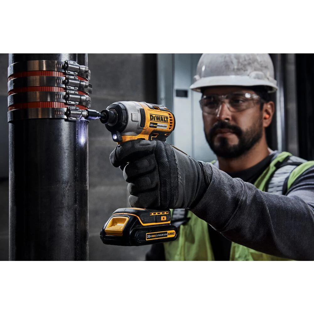 Dewalt DCK476D2 20V MAX Brushless Lithium-Ion Cordless 4-Tool Combo Kit (2 Ah) - Image 8