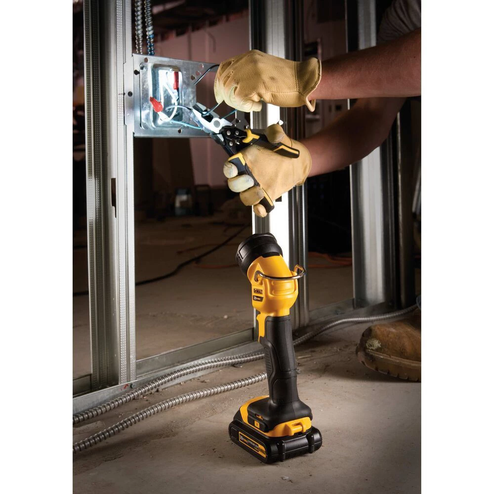 Dewalt DCK476D2 20V MAX Brushless Lithium-Ion Cordless 4-Tool Combo Kit (2 Ah) - Image 9