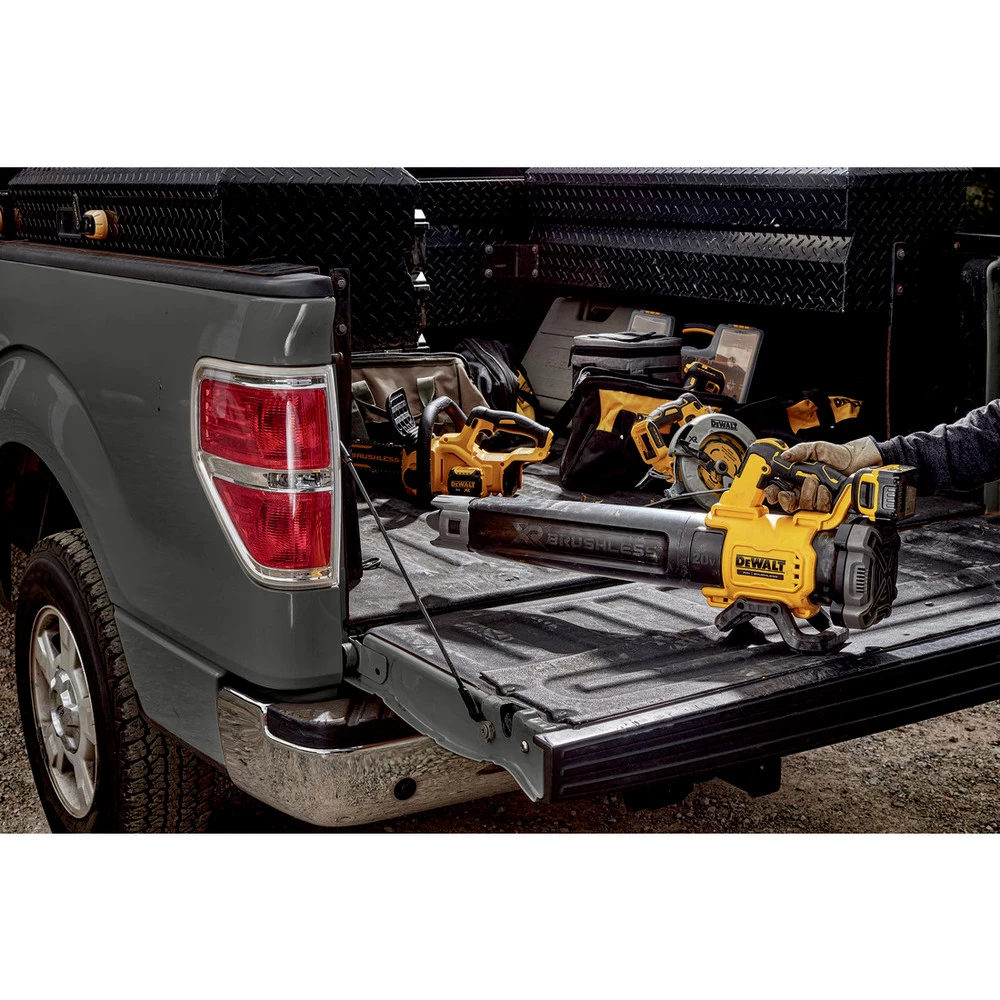 Dewalt DCKO222M1 20V MAX XR Brushless Lithium-Ion 14 In. Cordless Folding String Trimmer/Handheld Blower Combo Kit (4 Ah) - Image 14