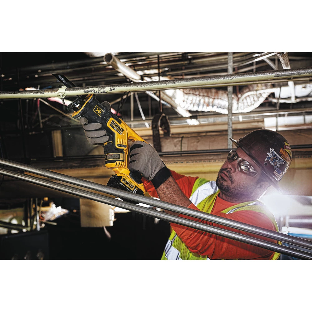 Dewalt DCS367B 20V MAX XR Brushless Compact Lithium-Ion Cordless Reciprocating Saw (Tool Only) - Image 11