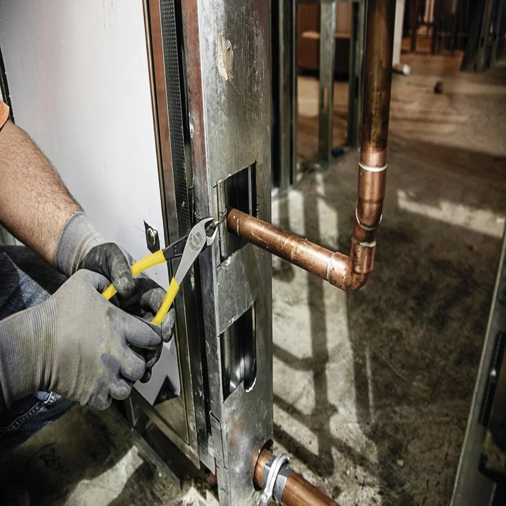 Klein Tools D2000-49 Heavy-Duty 9 In. Diagonal Cutting Pliers - Image 8